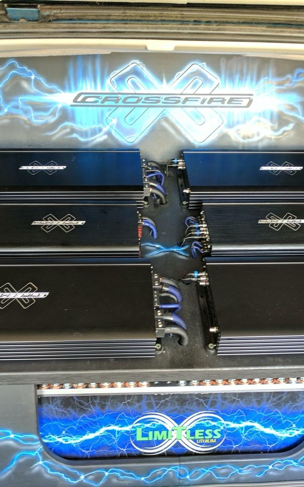 Martin Suarez Amp Rack